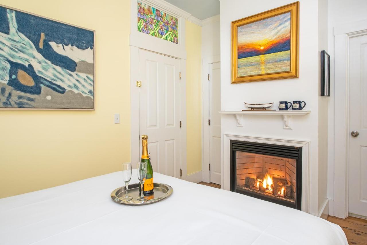Admiral'S Landing (Adults Only) Bed & Breakfast Provincetown Luaran gambar