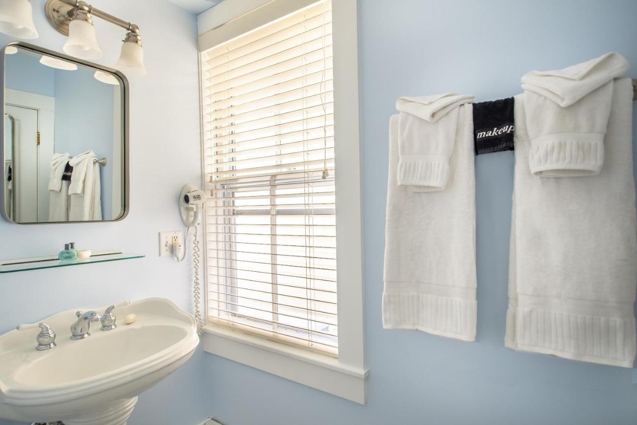 Admiral'S Landing (Adults Only) Bed & Breakfast Provincetown Luaran gambar